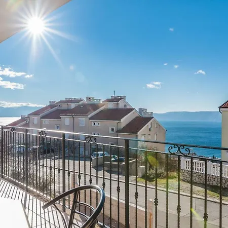 Preni Apartment *
