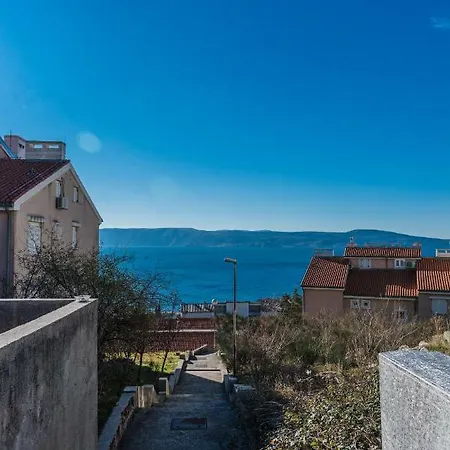 Preni Apartment