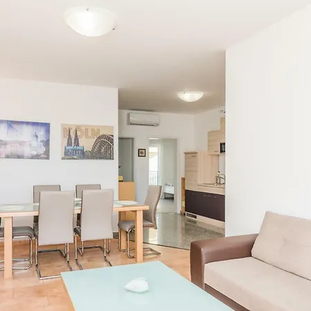 Apartment Preni *